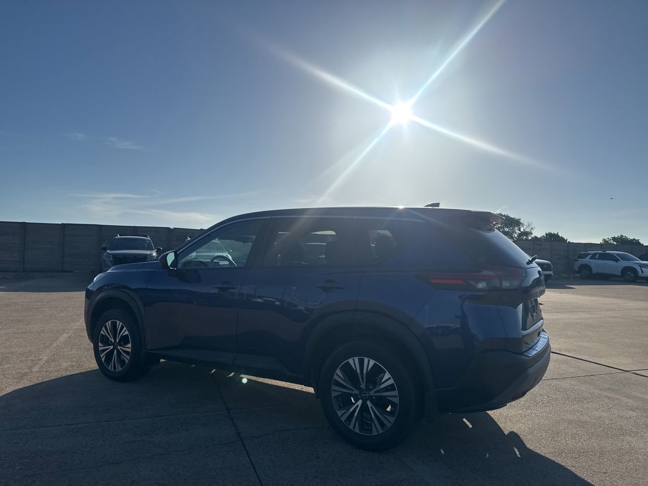 Certified 2023 Nissan Rogue SV FWD image 14