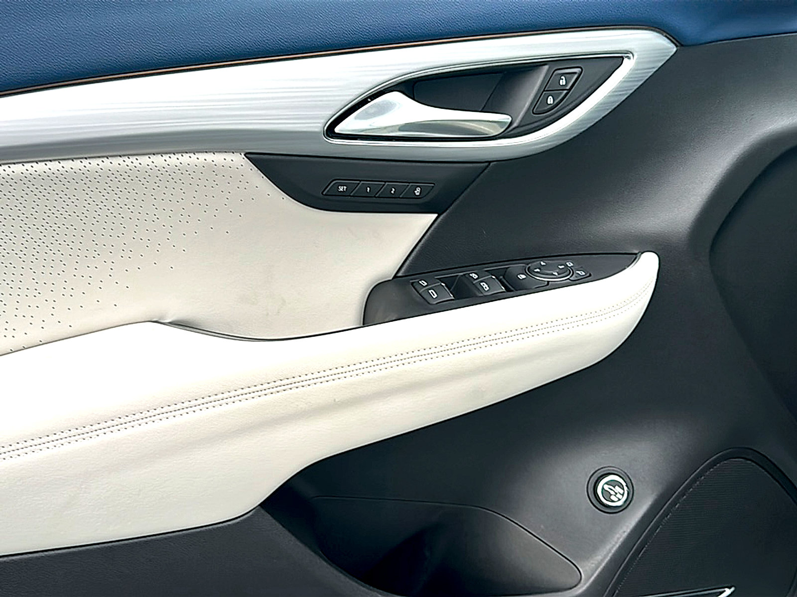 New 2026 Buick Envision Avenir AWD/4WD image 13