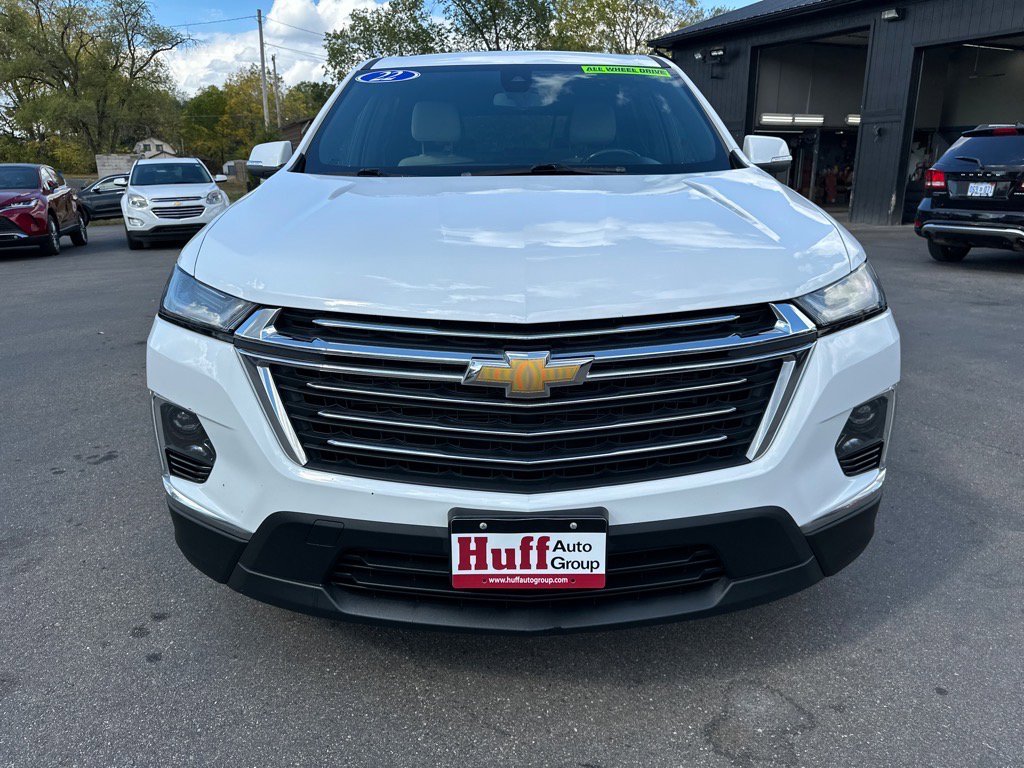 Used 2022 Chevrolet Traverse LT image 8