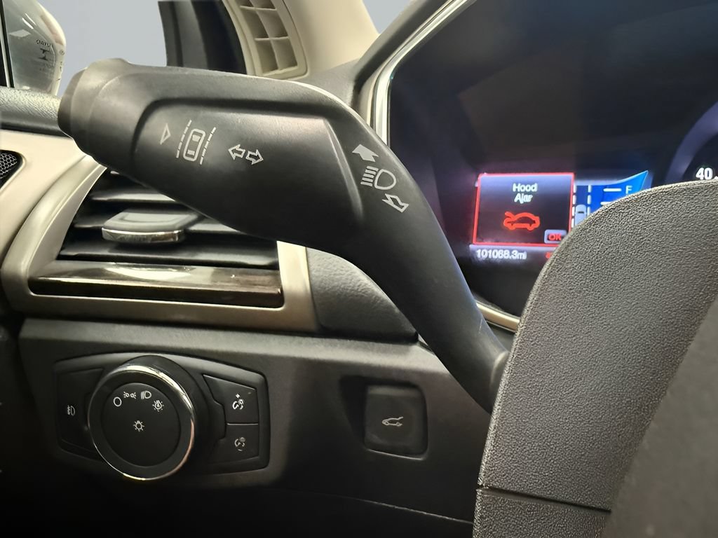 Used 2015 Ford Fusion SE w/ Equipment Group 202A FWD image 18