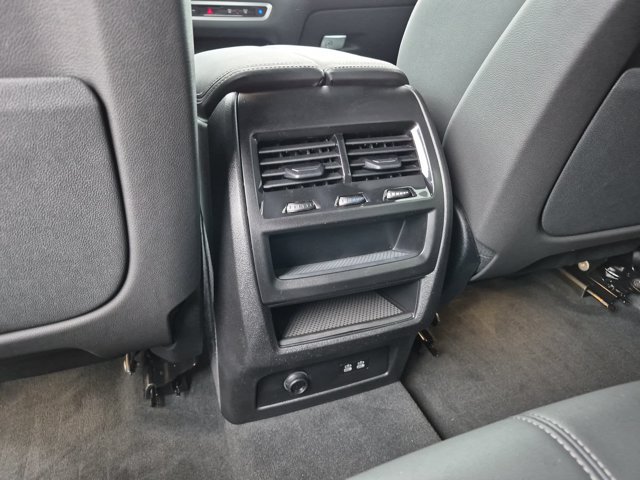 Used 2026 BMW X5 xDrive50e w/ M Sport Package AWD/4WD image 16