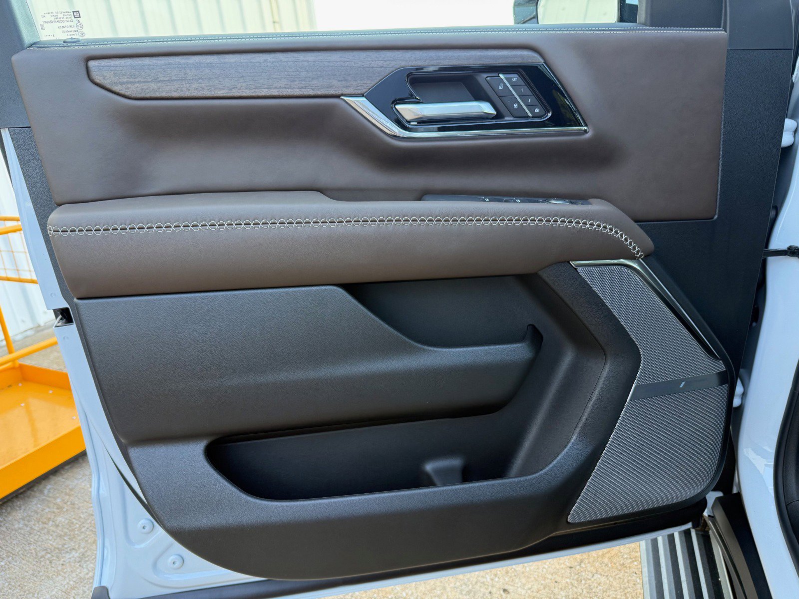 New 2026 GMC Yukon XL Denali Ultimate image 8