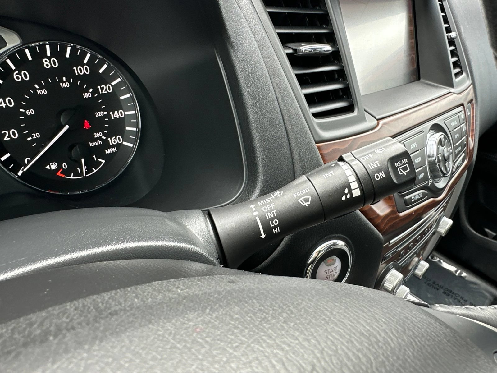 Used 2017 Nissan Pathfinder Platinum AWD/4WD image 51