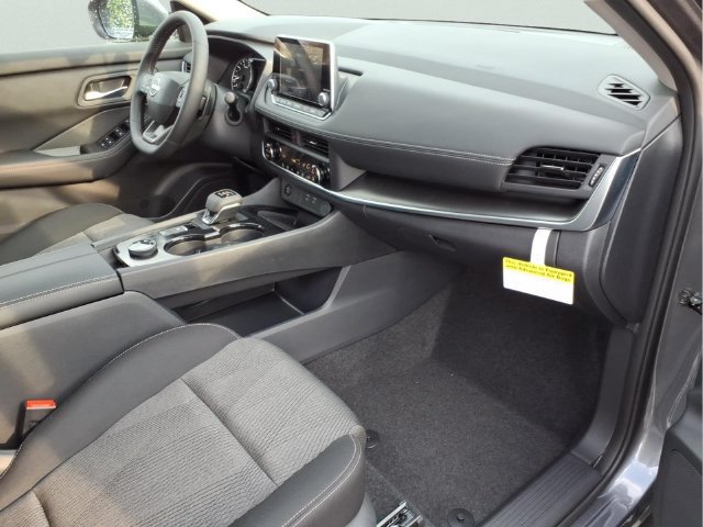 New 2026 Nissan Rogue SV AWD/4WD image 19