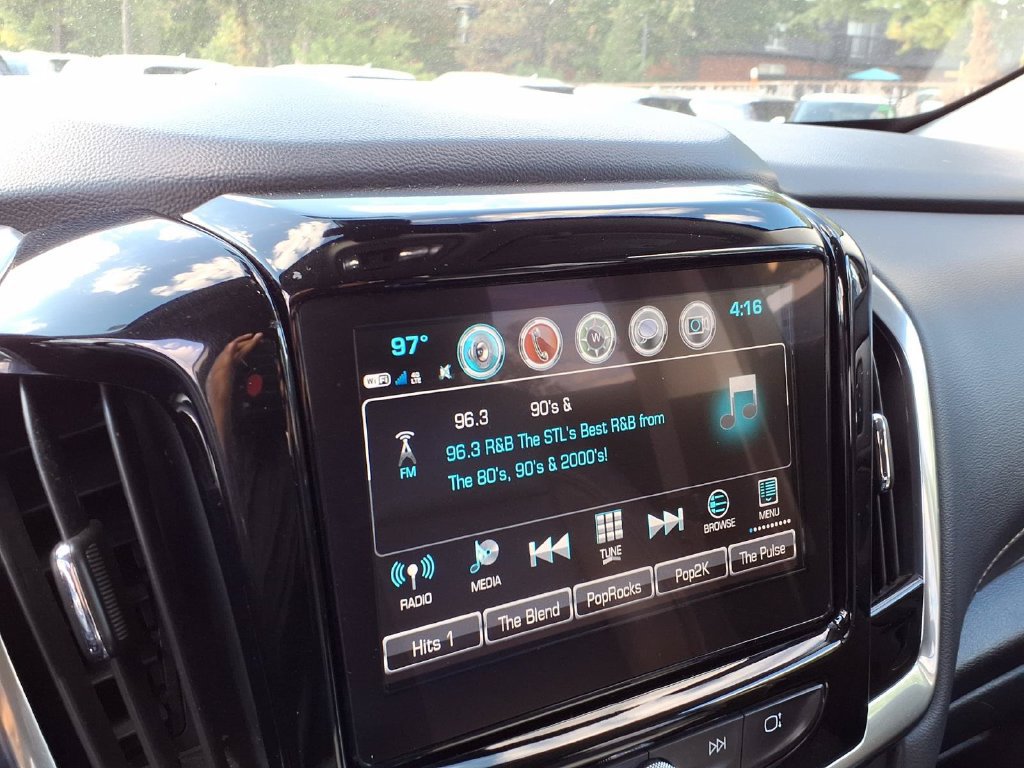 Used 2019 Chevrolet Traverse LT w/ LT Premium Package FWD image 13