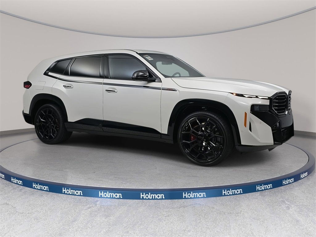 New 2026 BMW XM Label Red image 3