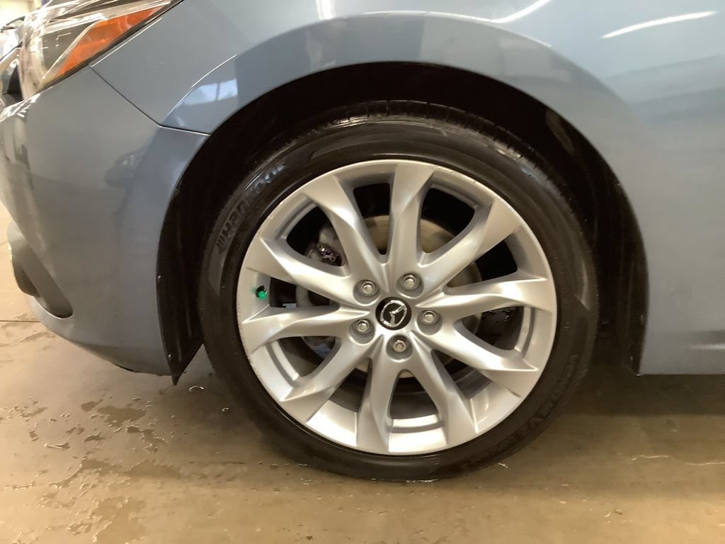 Used 2015 MAZDA MAZDA3 s Grand Touring w/ Technology Package FWD image 23