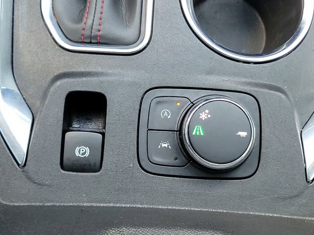 Certified 2022 Chevrolet Traverse RS FWD image 38