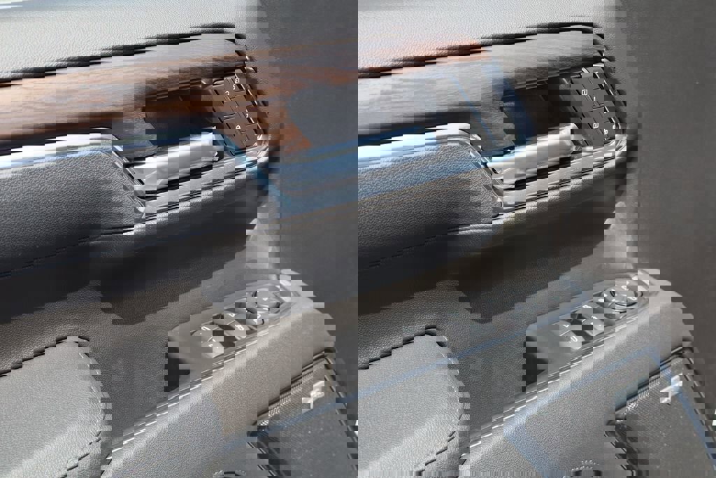 New 2026 GMC Sierra 1500 SLT w/ SLT Premium Package image 15