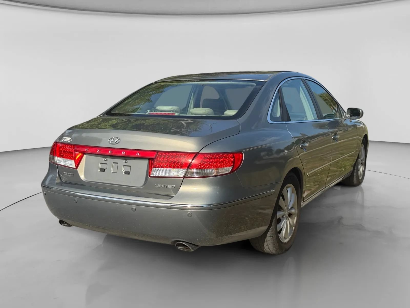 Used 2006 Hyundai Azera Limited FWD image 5