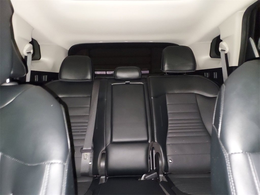 Used 2025 Kia Sportage SX image 13