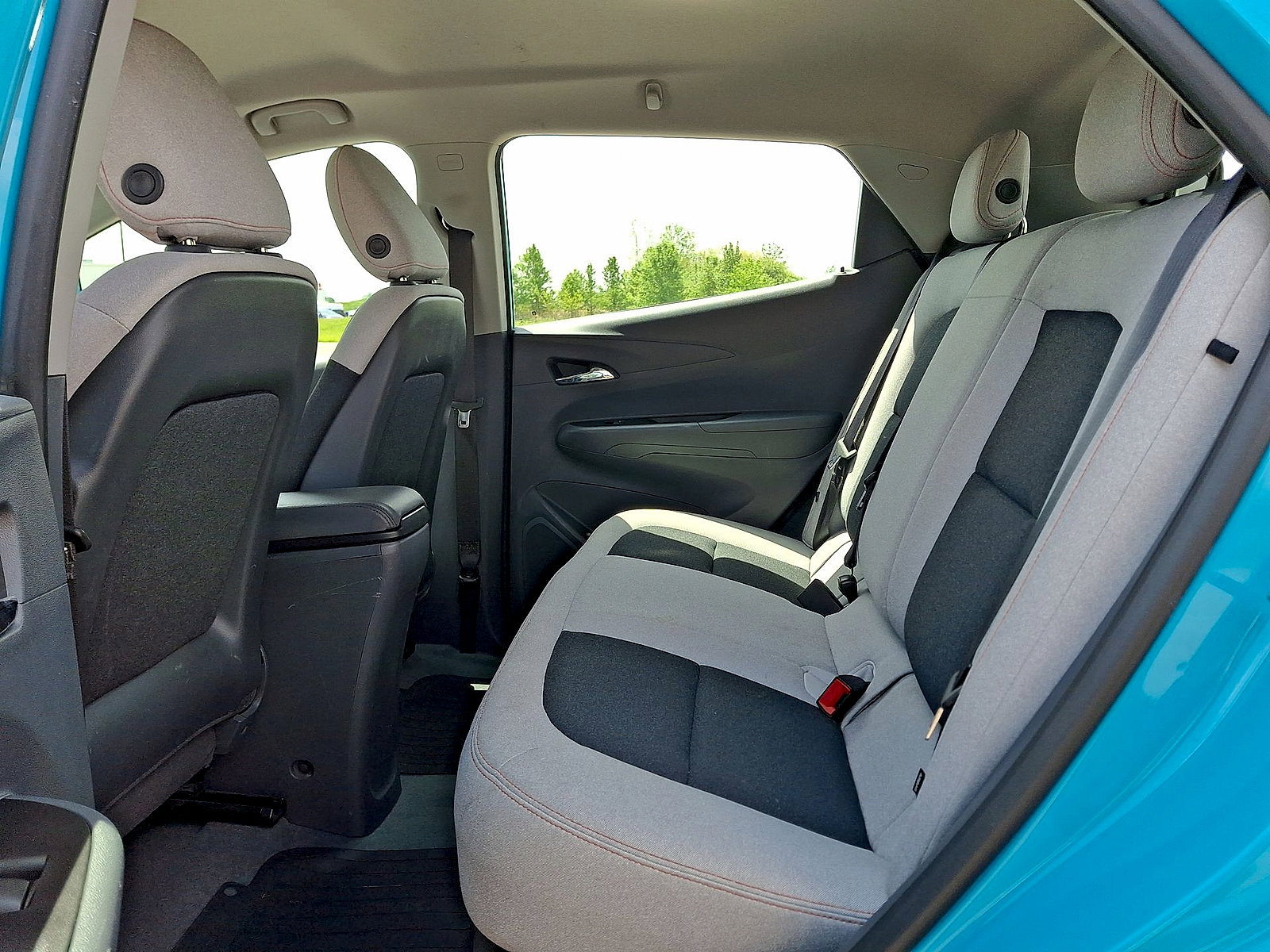 Used 2020 Chevrolet Bolt LT FWD image 19