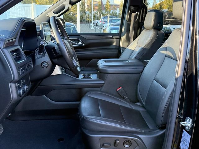 Used 2022 Chevrolet Tahoe LT w/ LT Signature Plus Package image 17