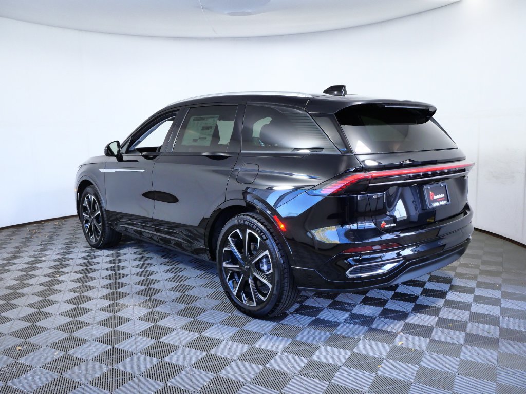 New 2026 Lincoln Nautilus Reserve AWD/4WD image 4