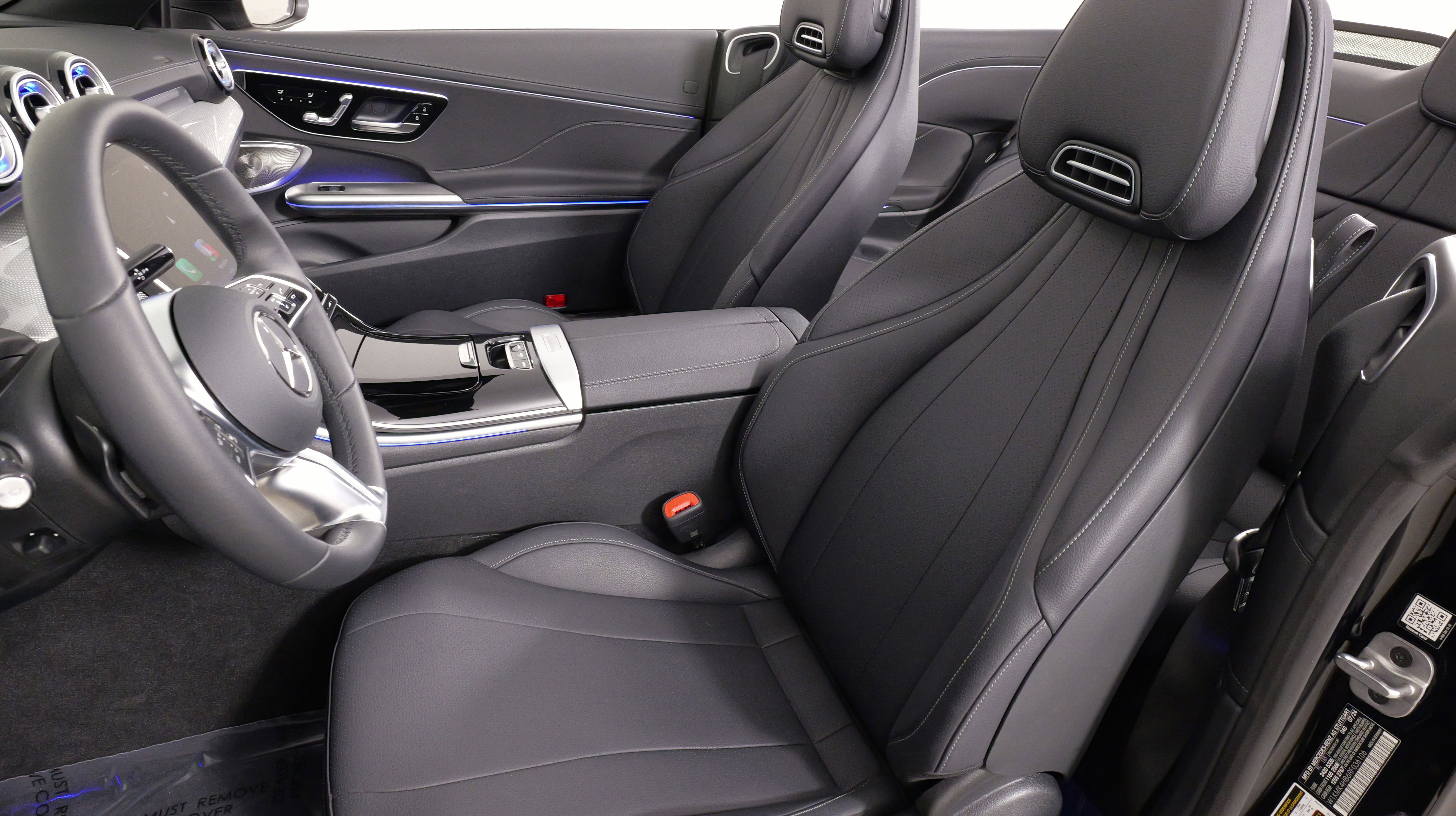 Used 2024 Mercedes-Benz CLE 300 4MATIC Cabriolet image 34