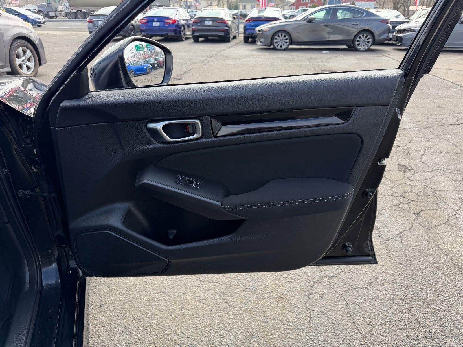 Used 2022 Honda Civic EX image 12