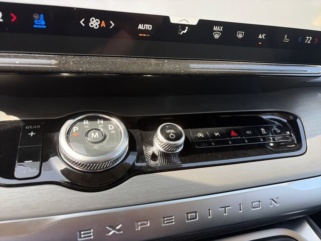 New 2027 Ford Expedition Max Platinum w/ Driver's Package AWD/4WD image 17