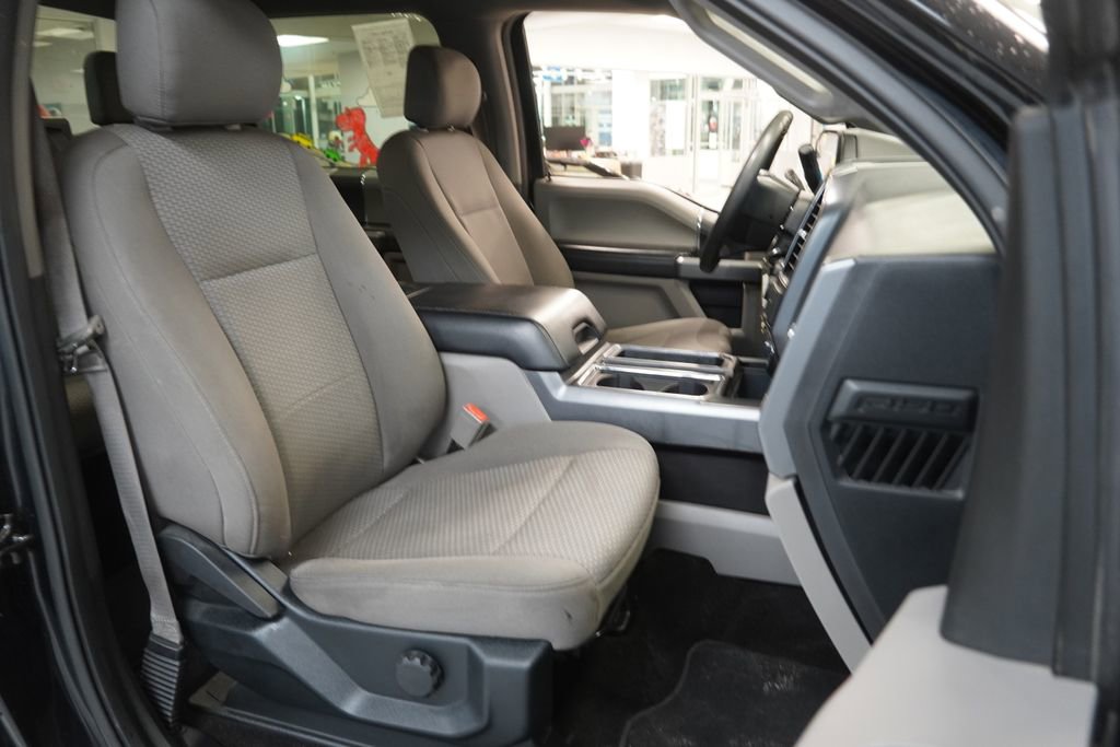 Used 2018 Ford F150 XLT w/ Trailer Tow Package image 31