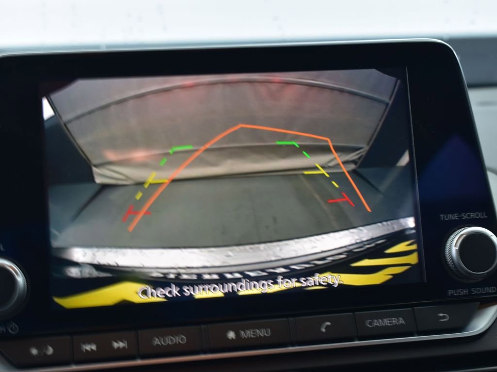 Used 2024 Nissan Altima 2.5 SV image 17