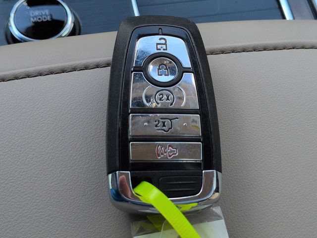 Used 2023 Lincoln Aviator Reserve w/ Equipment Group 201A AWD/4WD image 39