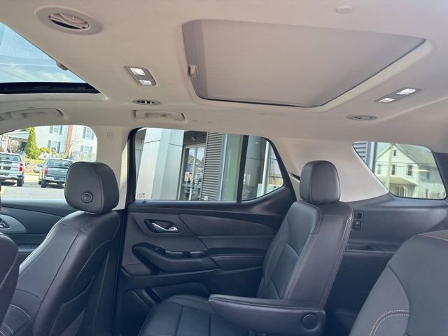 Used 2020 Chevrolet Traverse RS image 47