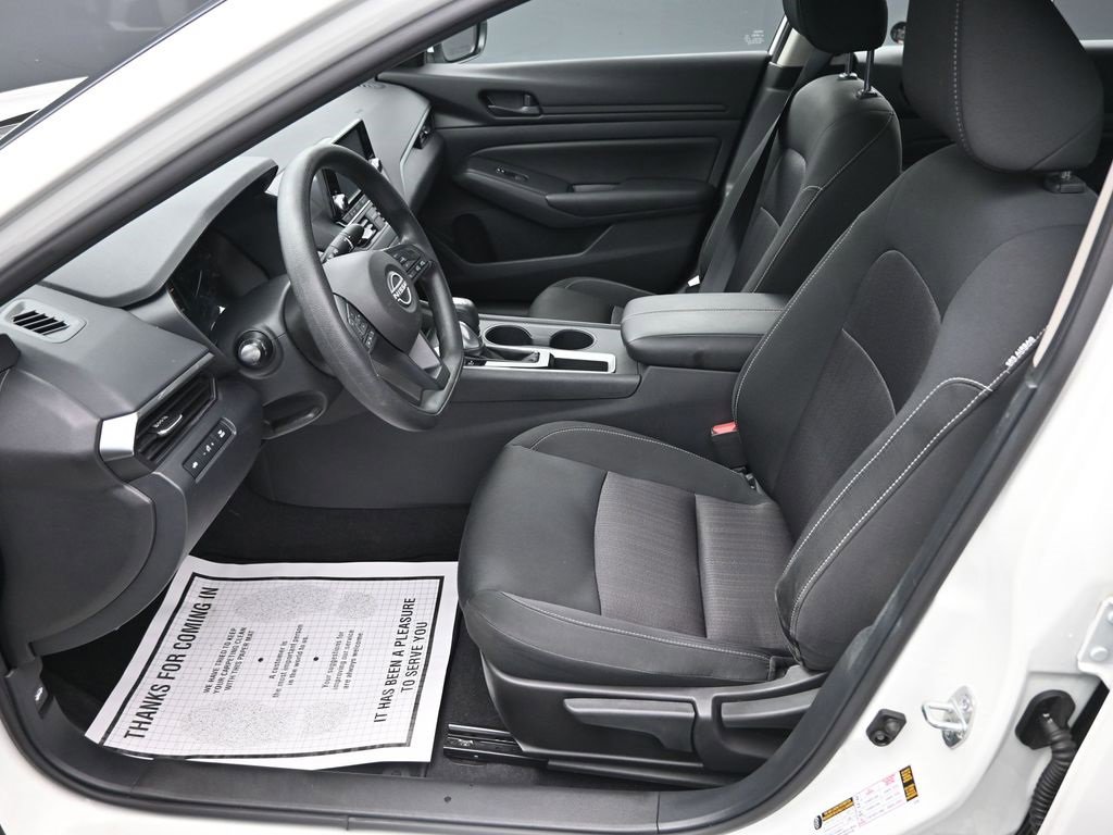 Used 2023 Nissan Altima 2.5 S image 11