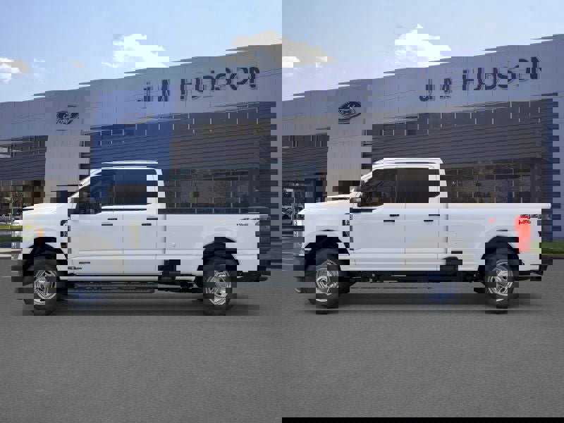 New 2026 Ford F250 XL image 3
