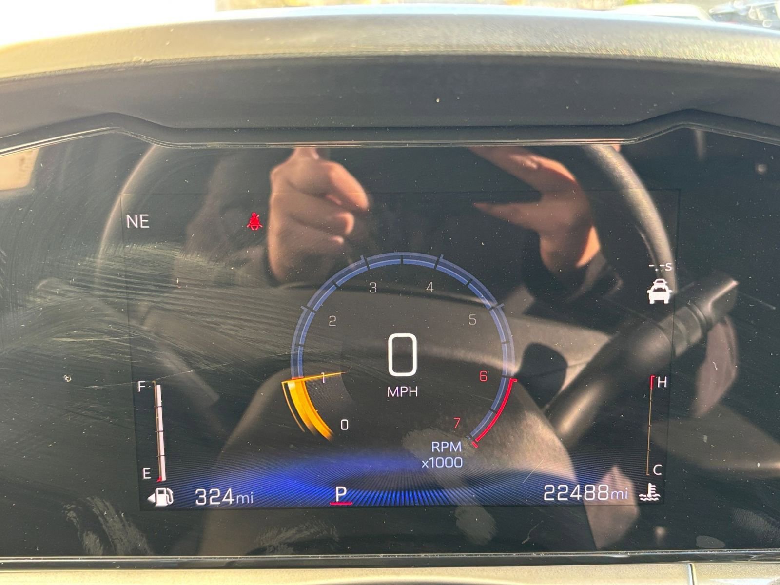 Used 2025 Chevrolet Trax LT image 40