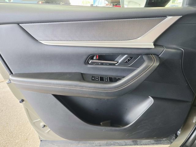 Certified 2025 MAZDA CX-70 3.3 Turbo w/ Preferred Package AWD/4WD image 31