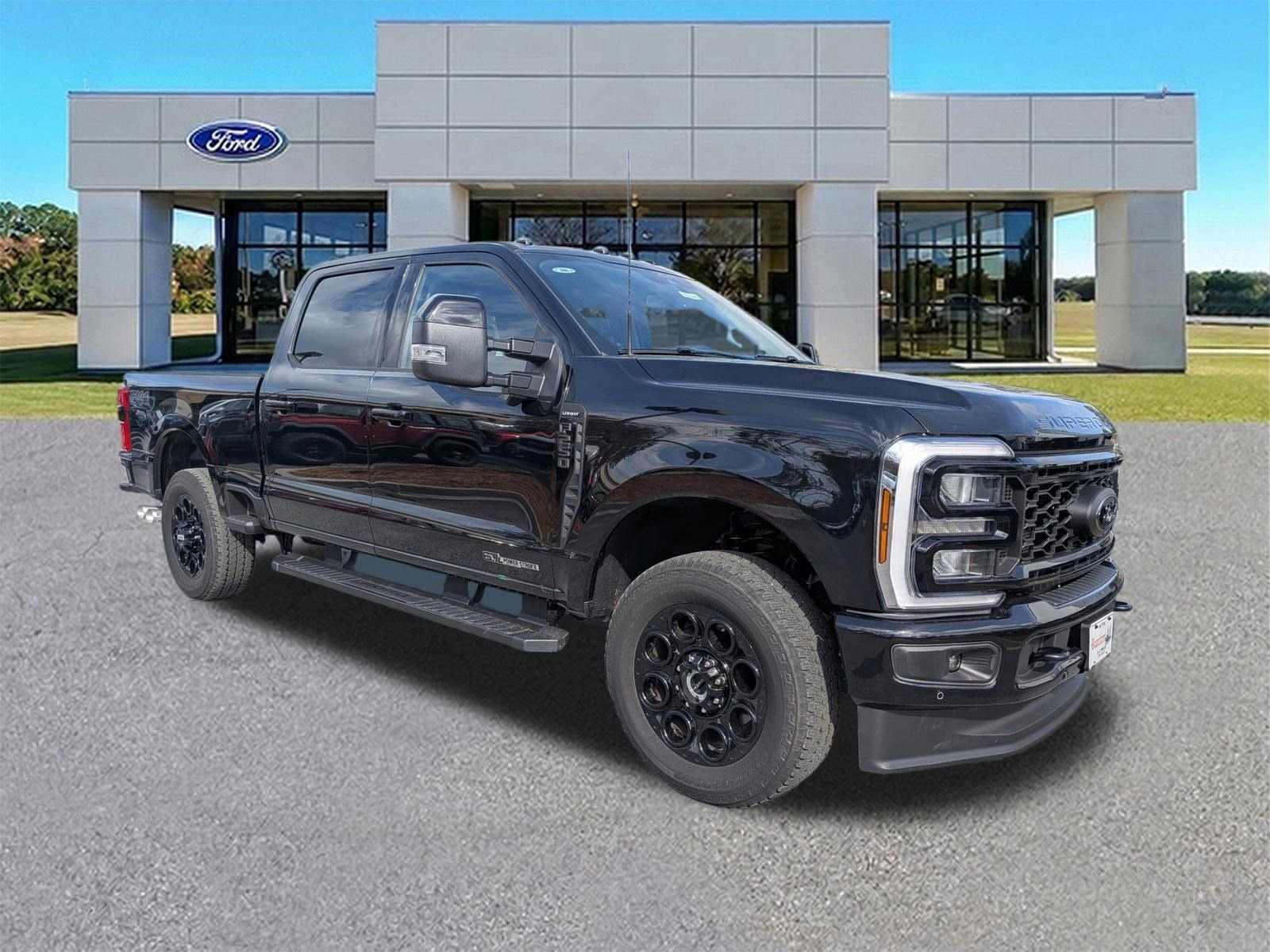 Certified 2026 Ford F250 Lariat w/ Black Appearance Package image 2