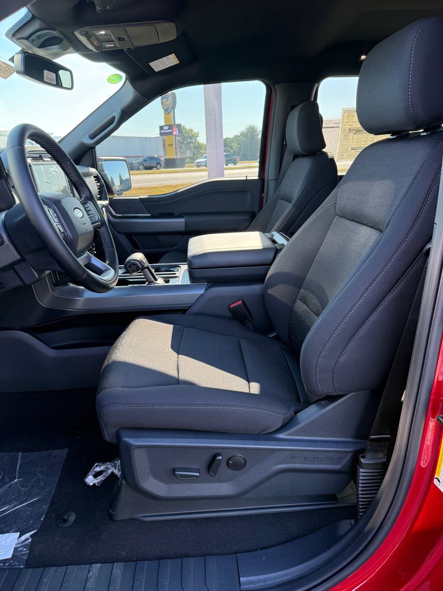 New 2025 Ford F150 XLT image 11