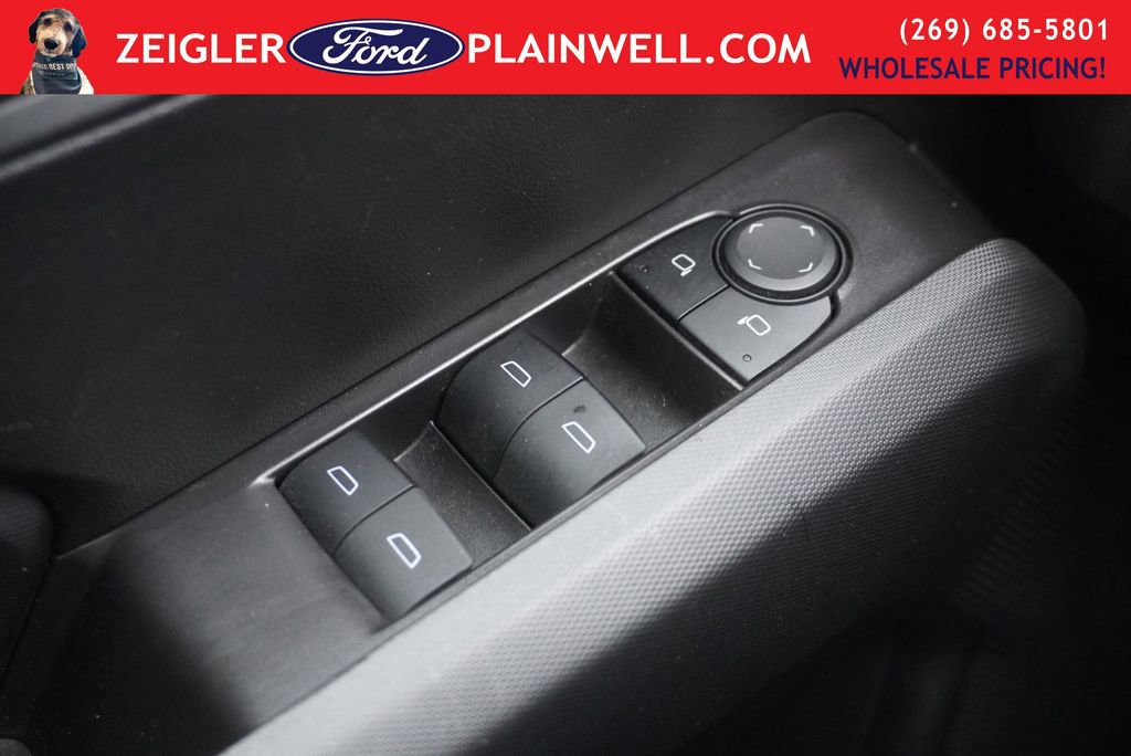 Used 2024 Chevrolet Colorado W/T image 27