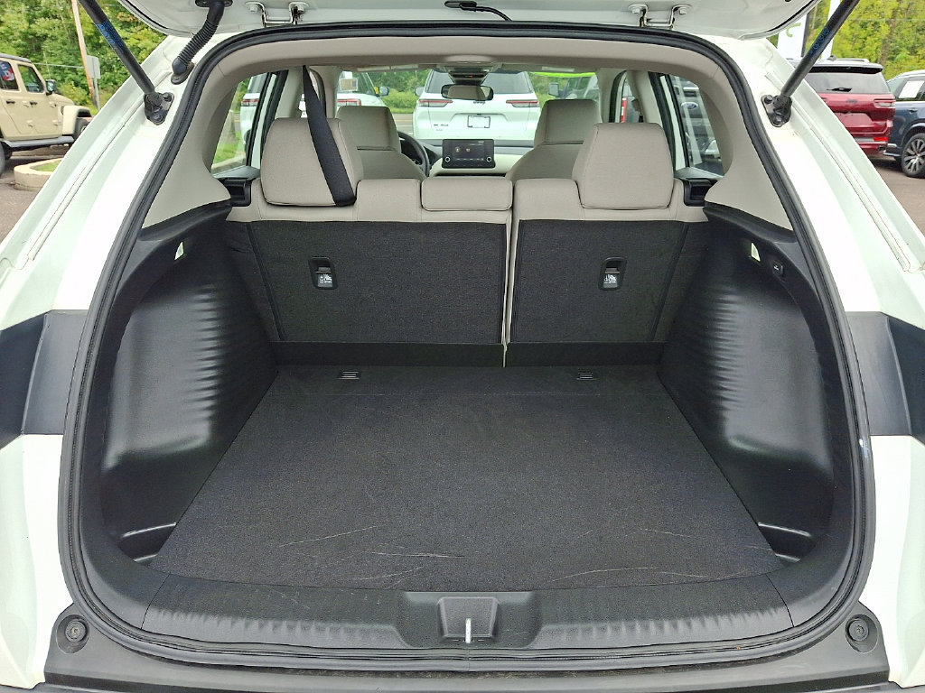 Used 2023 Honda HR-V LX image 29