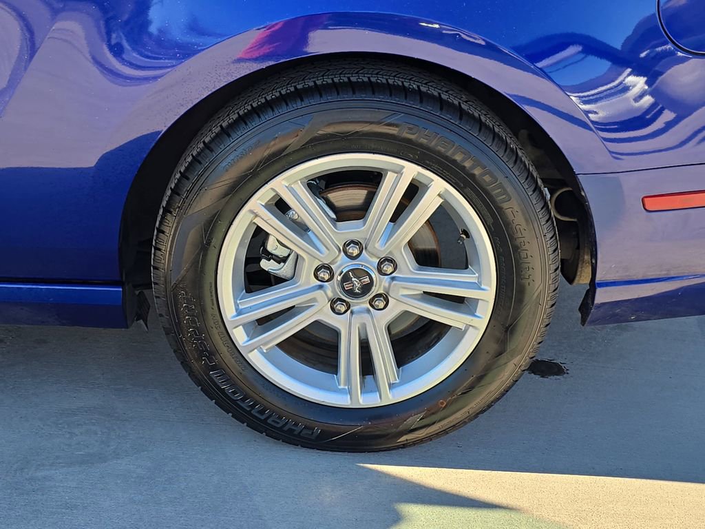 Used 2014 Ford Mustang Coupe image 36