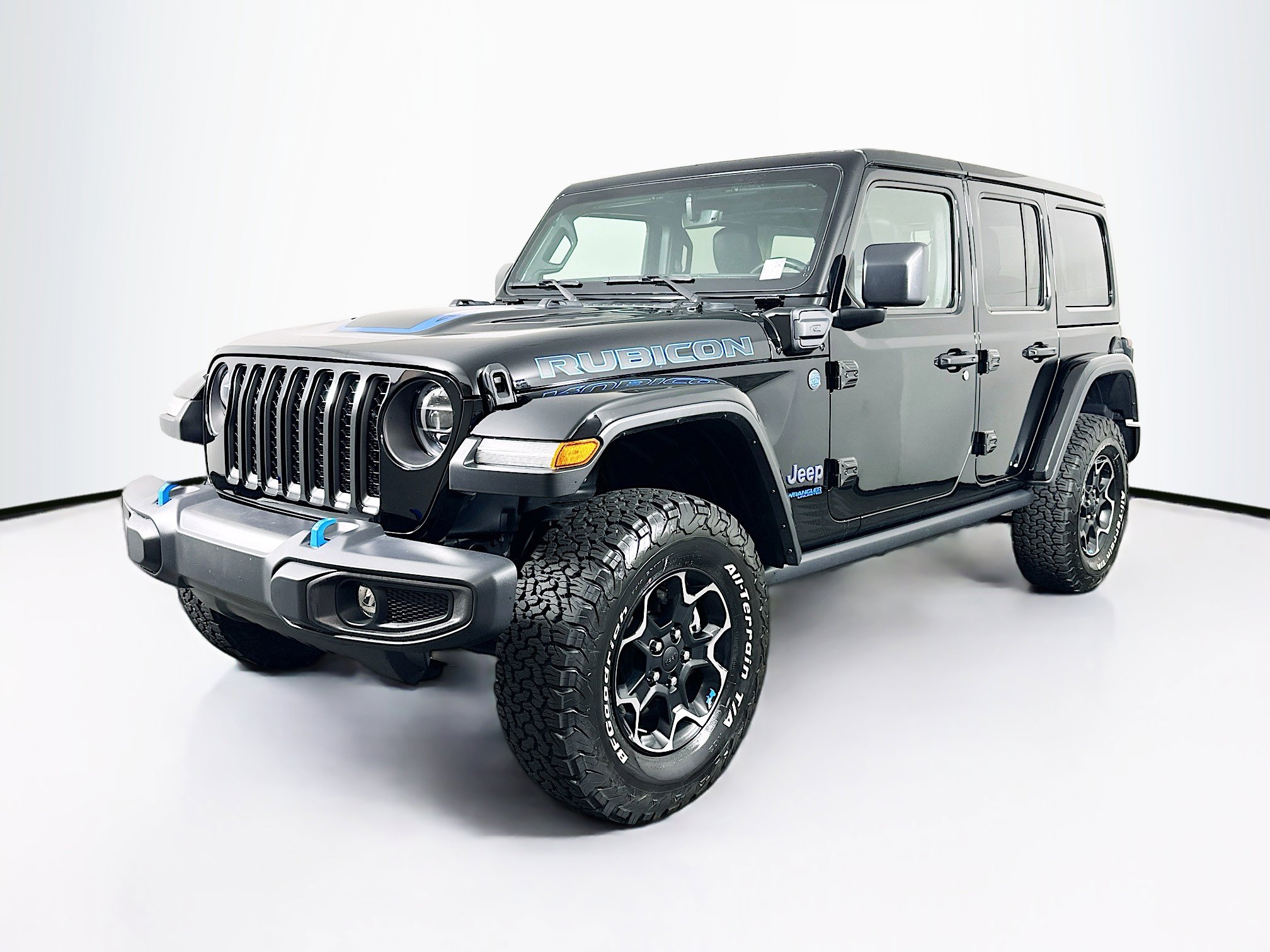 Used 2022 Jeep Wrangler Unlimited Rubicon 4xe w/ Steel Bumper Group image 3