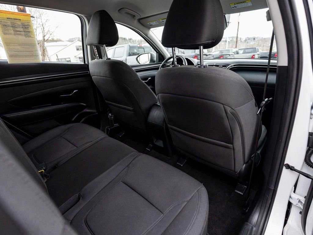 Used 2023 Hyundai Tucson SE image 28