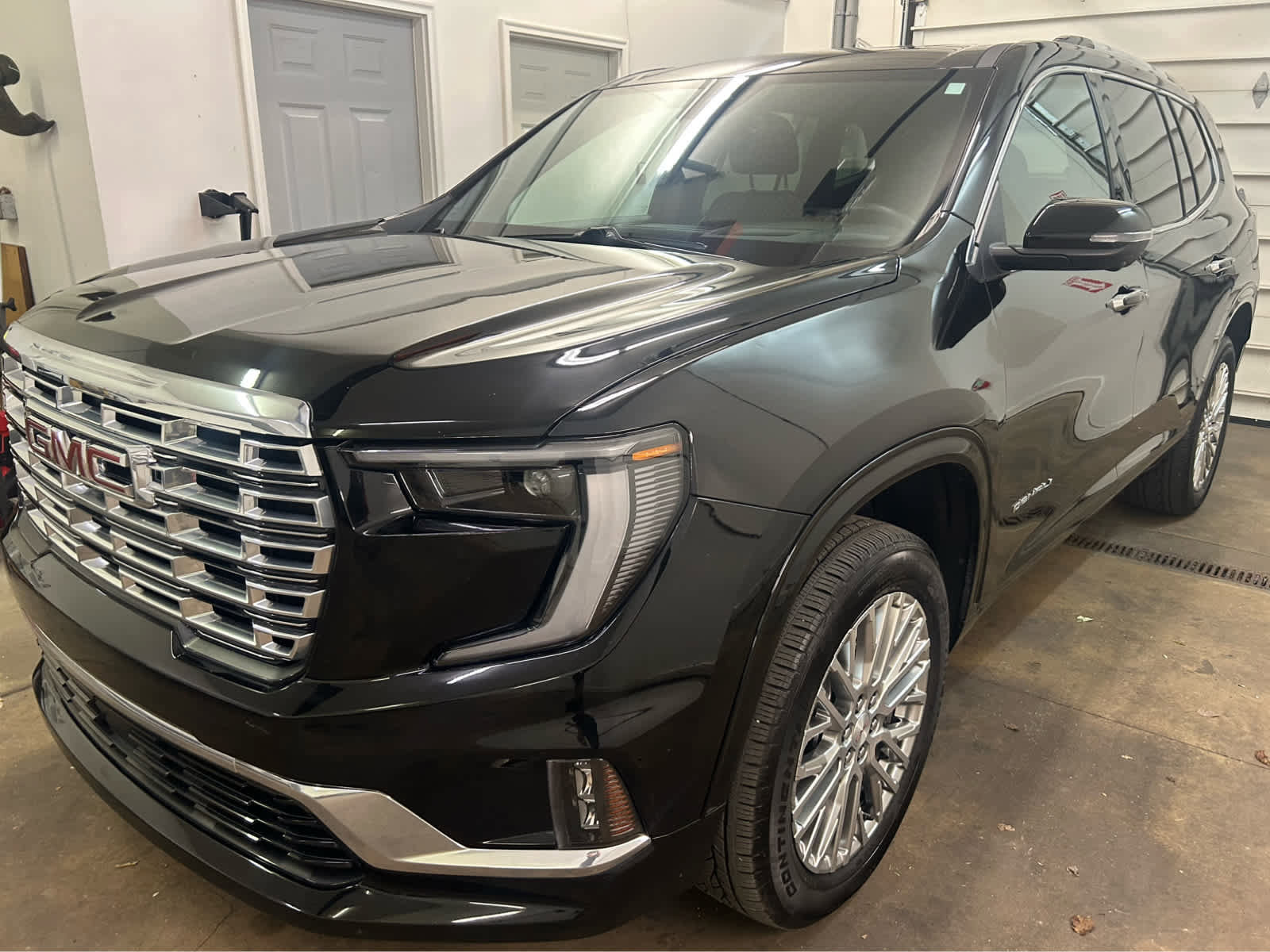 Certified 2024 GMC Acadia Denali w/ LPO, Floor Liner Package image 6