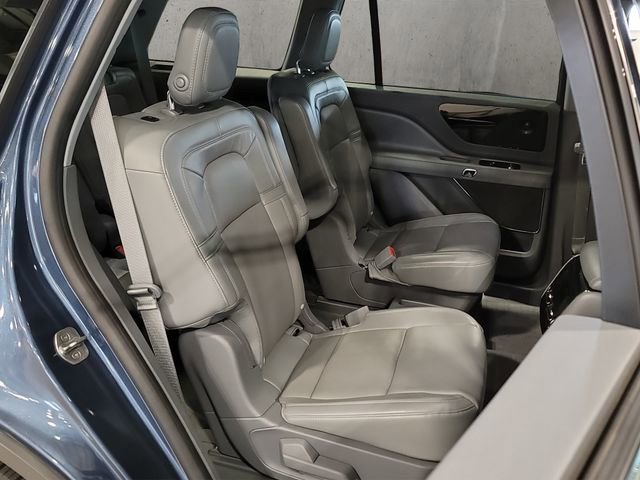 Used 2020 Lincoln Aviator Reserve w/ Equipment Group 201A image 21