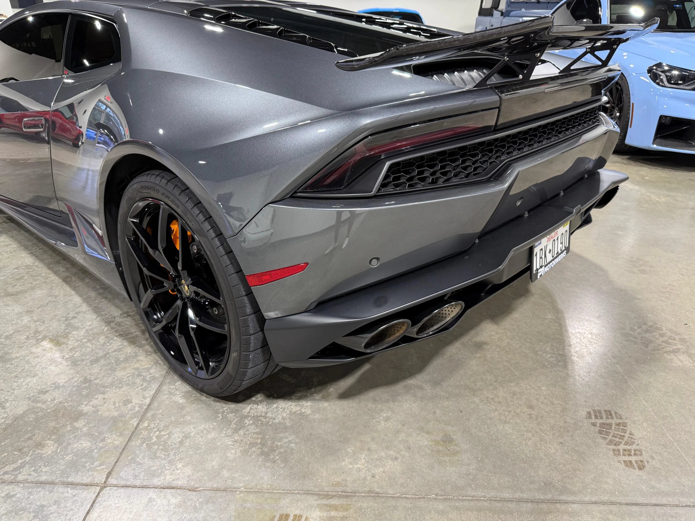 Used 2016 Lamborghini Huracan LP 610-4 AWD/4WD image 25