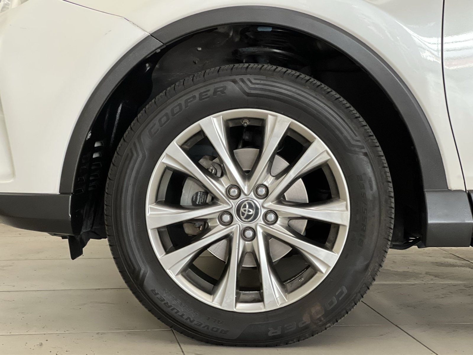 Used 2017 Toyota RAV4 Limited w/ Advanced Technology Package AWD/4WD image 11