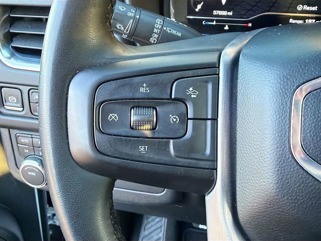 Used 2024 GMC Yukon SLT image 38