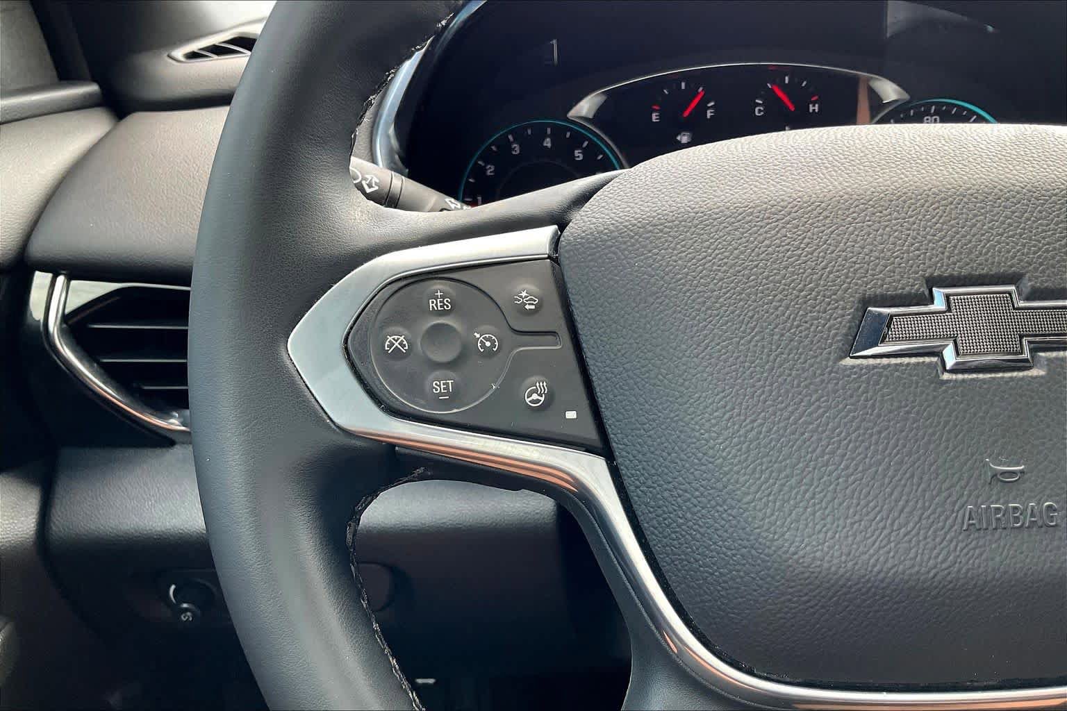 Certified 2023 Chevrolet Traverse RS FWD image 18