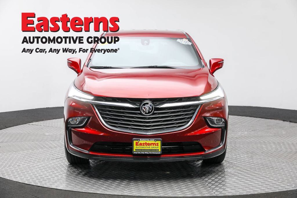 Used 2024 Buick Enclave Premium image 2