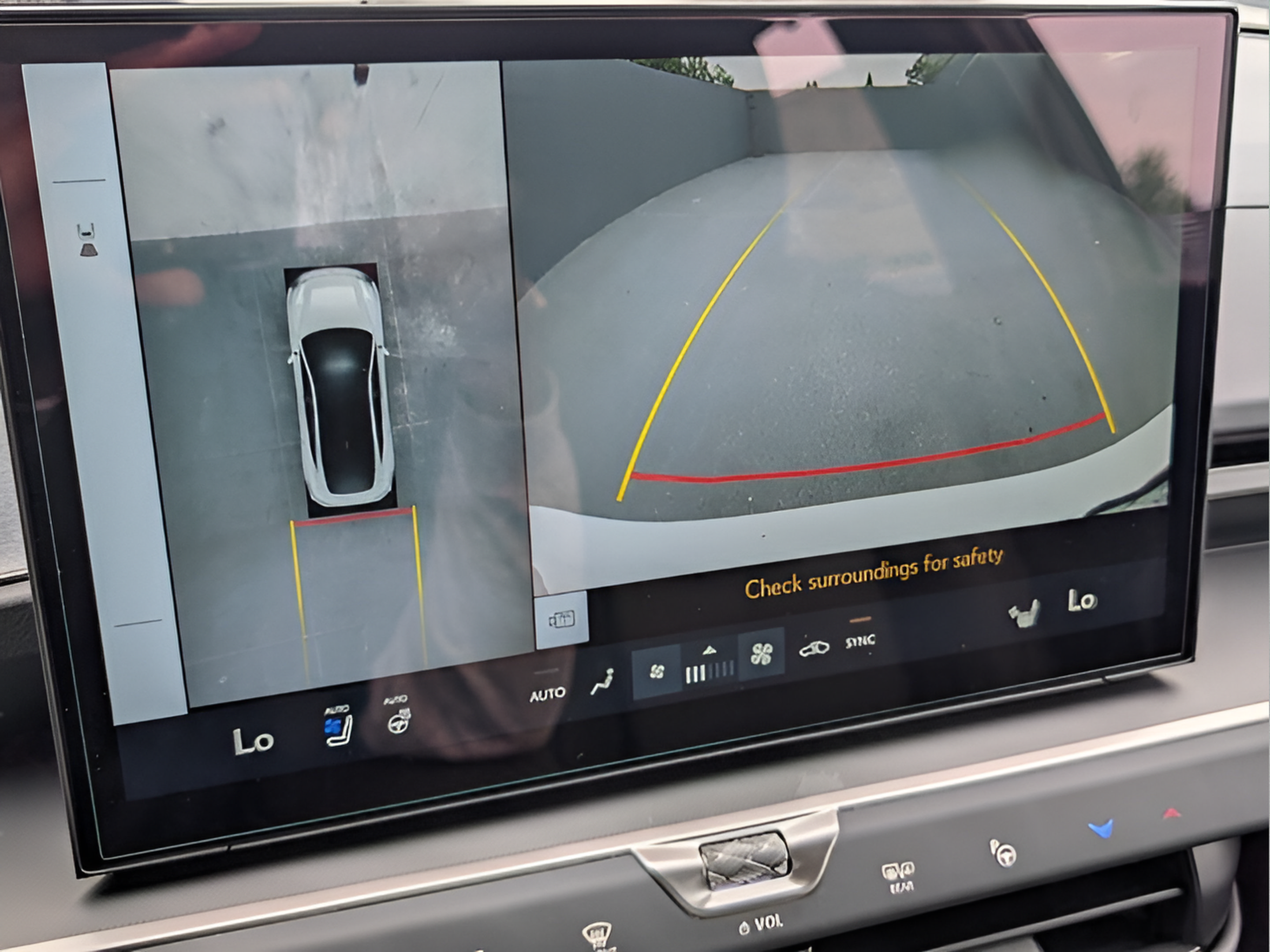 New 2026 Lexus ES 350e w/ Accessory Package (Z2) FWD image 19