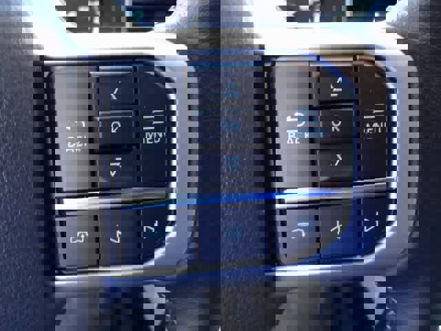 Certified 2023 Ford Expedition XLT image 24