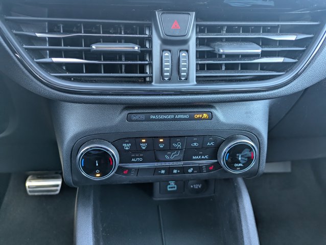 Used 2023 Ford Escape ST-Line image 18