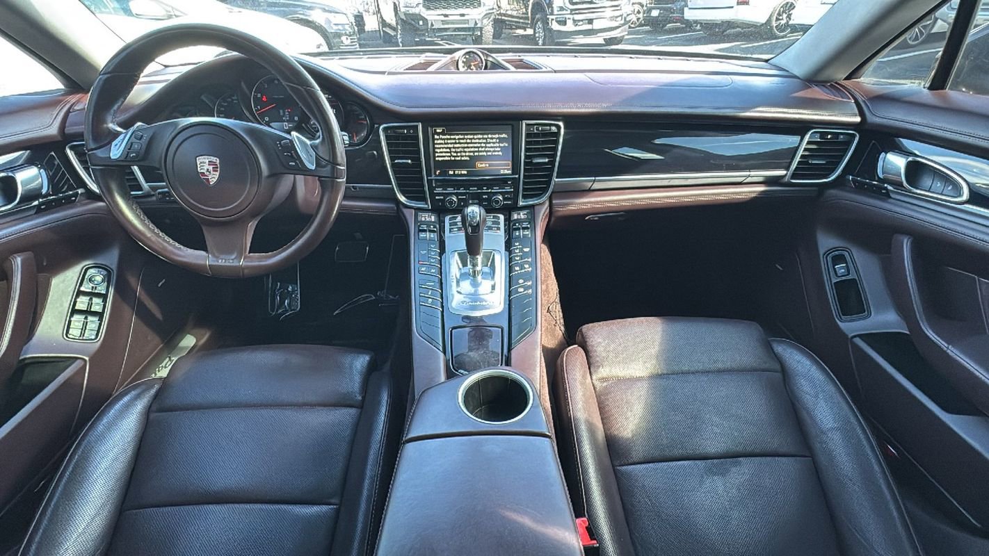 Used 2015 Porsche Panamera 4 image 22