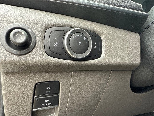 New 2025 Ford Transit 250 Low Roof image 22