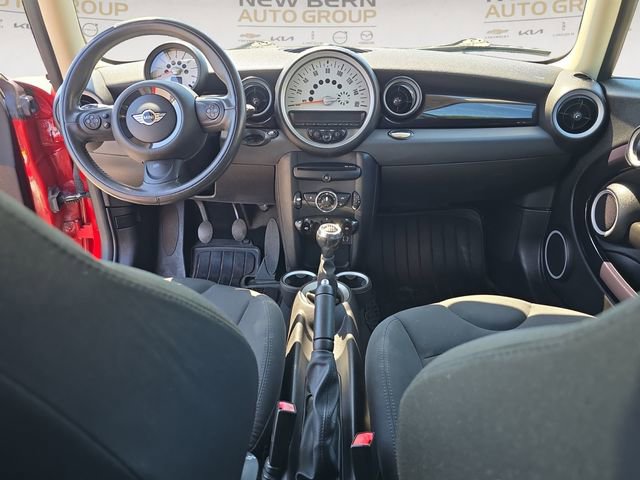 Used 2011 MINI Cooper Hardtop FWD image 10