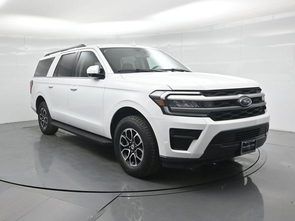 Used 2024 Ford Expedition Max XLT image 58